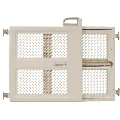 Safety 1st Pressure Mount Lift, Lock and Swing Gate, Fits Spaces between 28" and 42" Wide